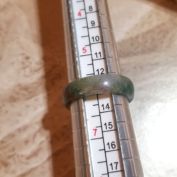 Vintage Multi Colored Jadeite Hand Carved Ring Band - Picture 5 of 5